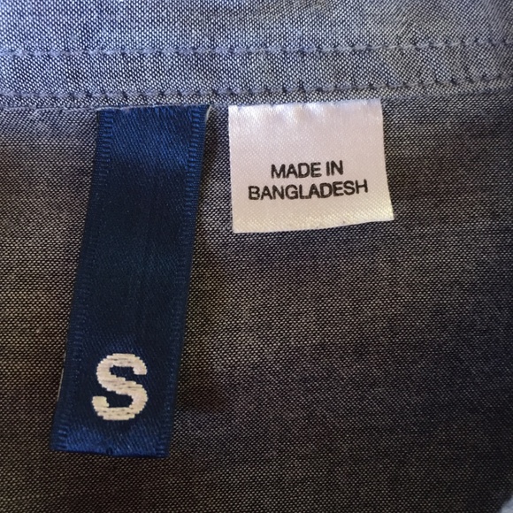 Divided H & M Women Chambray Button Down Size Small Shirt Casual - Picture 3 of 3